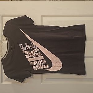Nike Slim Fit T-Shirt
